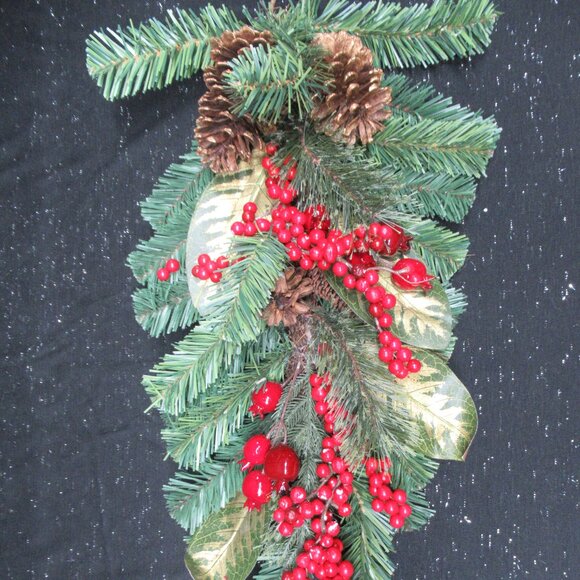 Winter Christmas Pine and Berries Door Swag - Picture 1 of 4